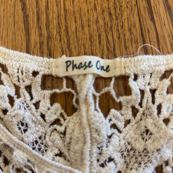 Phase One White Cotton Scalloped Crochet Lace Tank Top - Picture 10 of 10